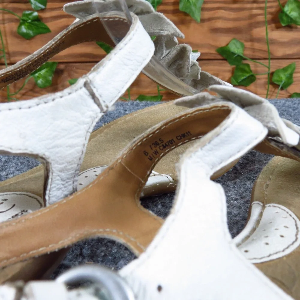 b.o.c. Born Concept Women‎ Thong Sandals Size 6 Casual Floral White Leather